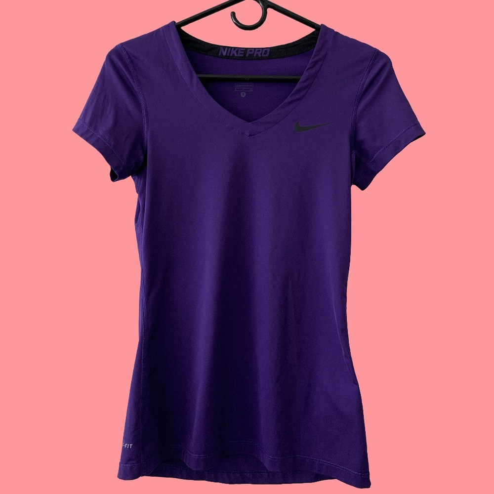 Nike Pro Workout top